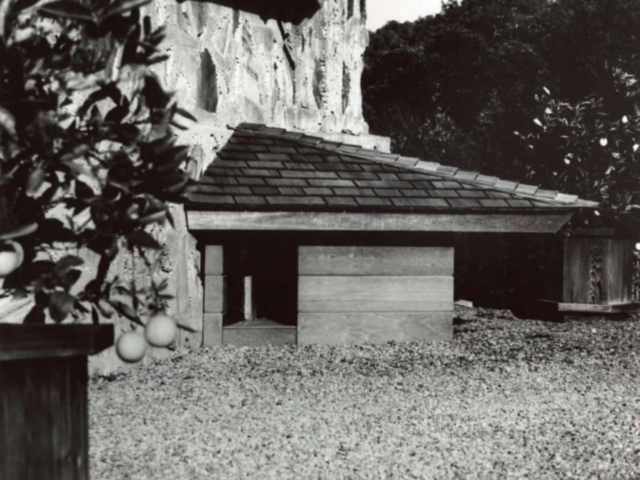 Image of doghouse designed by Frank Lloyd Wright