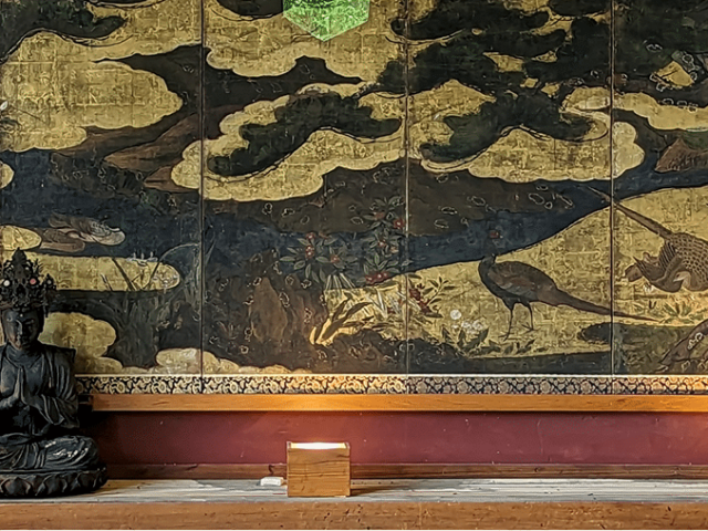 The Senjū Kannon statue on display