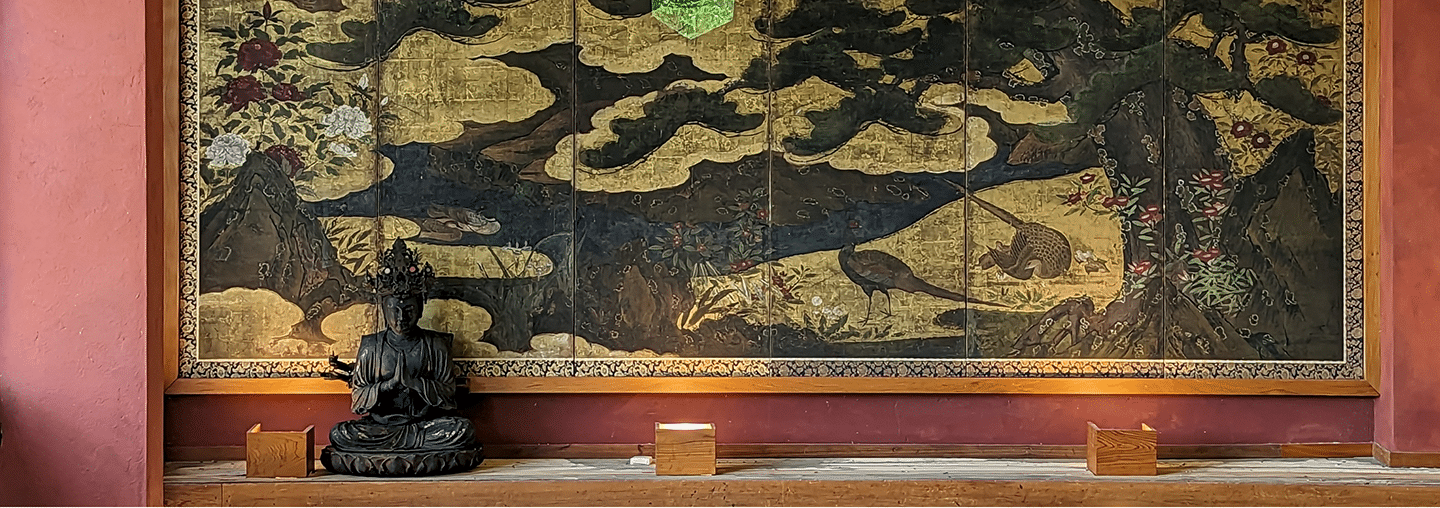 The Senjū Kannon statue on display